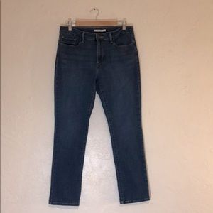 Levi Strauss Mid Rise Skinny Blue Jean